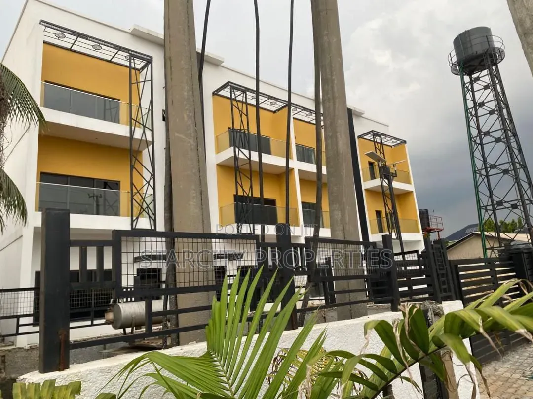 Furnished 4bdrm Duplex in Secured Estate, Life Camp for sale in Life Camp