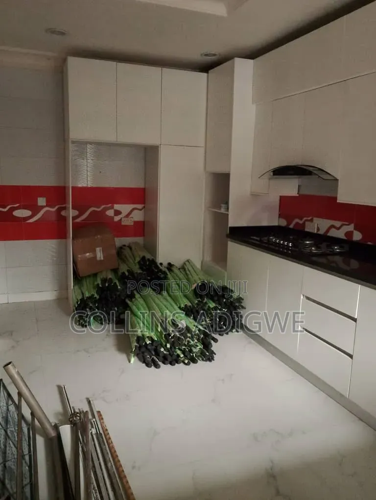 3bdrm Duplex in Osborne Ikoyi for sale in Osborne Foreshore Estate