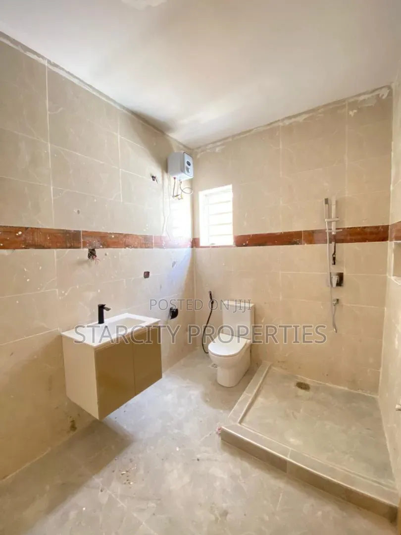 Furnished 2bdrm Duplex in Abraham Adesanya for sale in Abraham Adesanya Estate