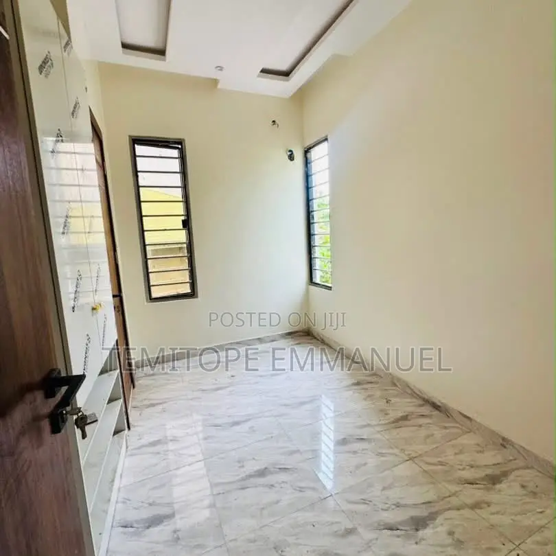 Furnished 4bdrm Duplex in Gbagada for sale in Gbagada