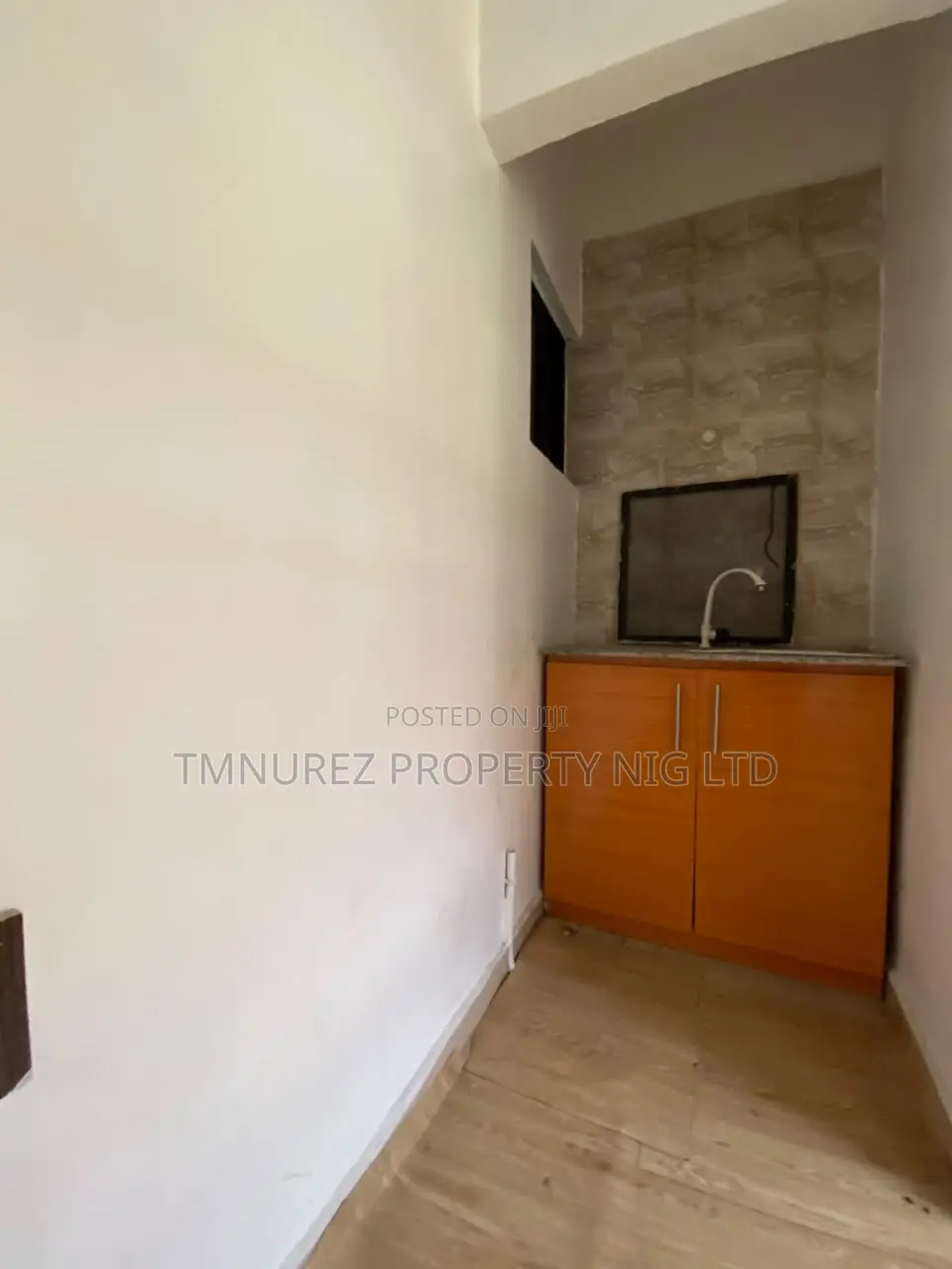 Studio Apartment in Lekki Phase 1 for rent in Lekki