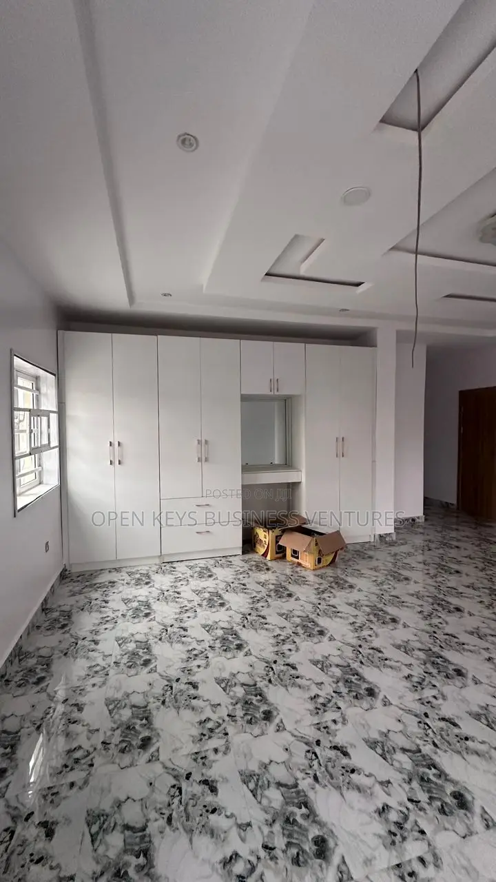 Furnished 5bdrm Duplex in Admiral Close, Akala Express for sale in Akala Express