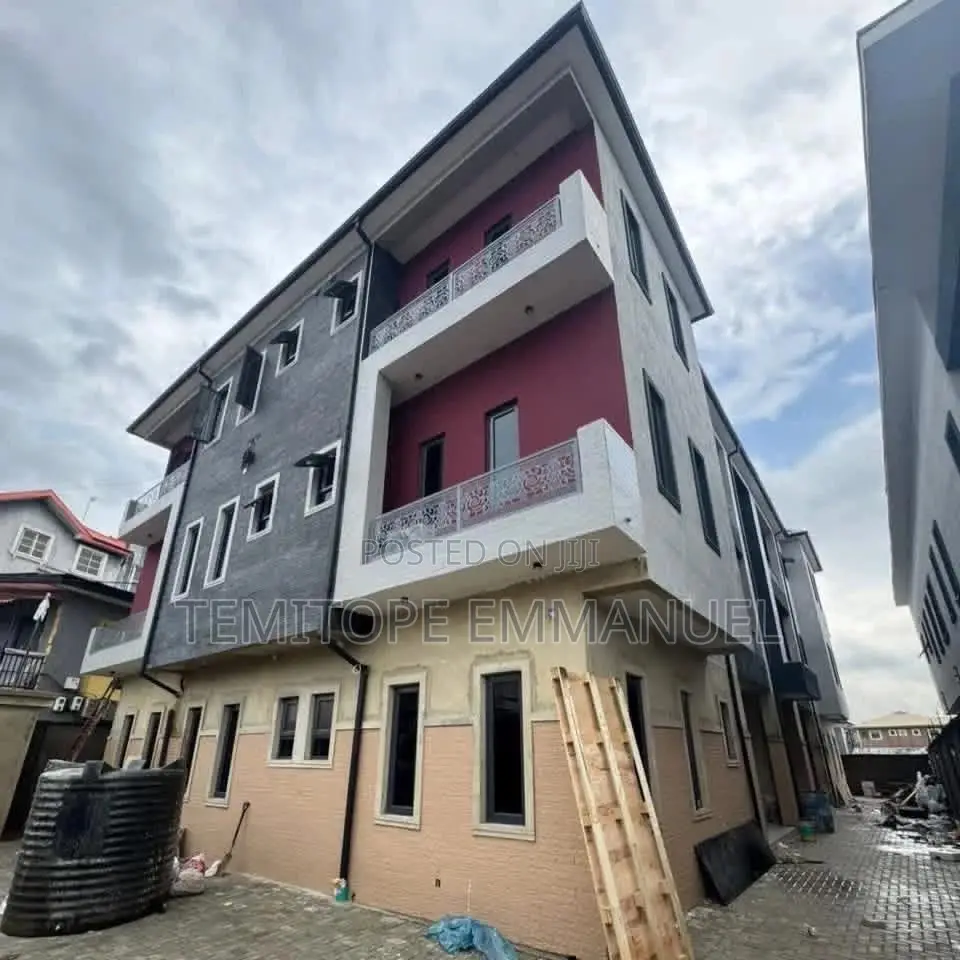 Furnished 3bdrm Apartment in Gbagada for sale in Gbagada