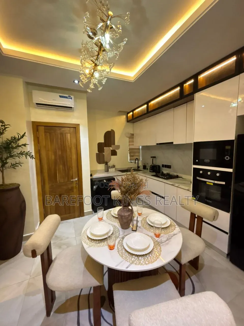 Luxury 2bedroom Massionate Apartment in Lekki Phase 1