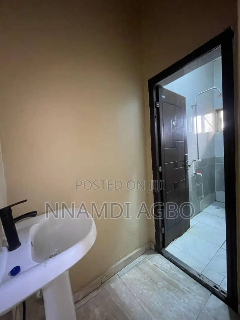 Mini Flat in Osapa london for rent in Osapa london
