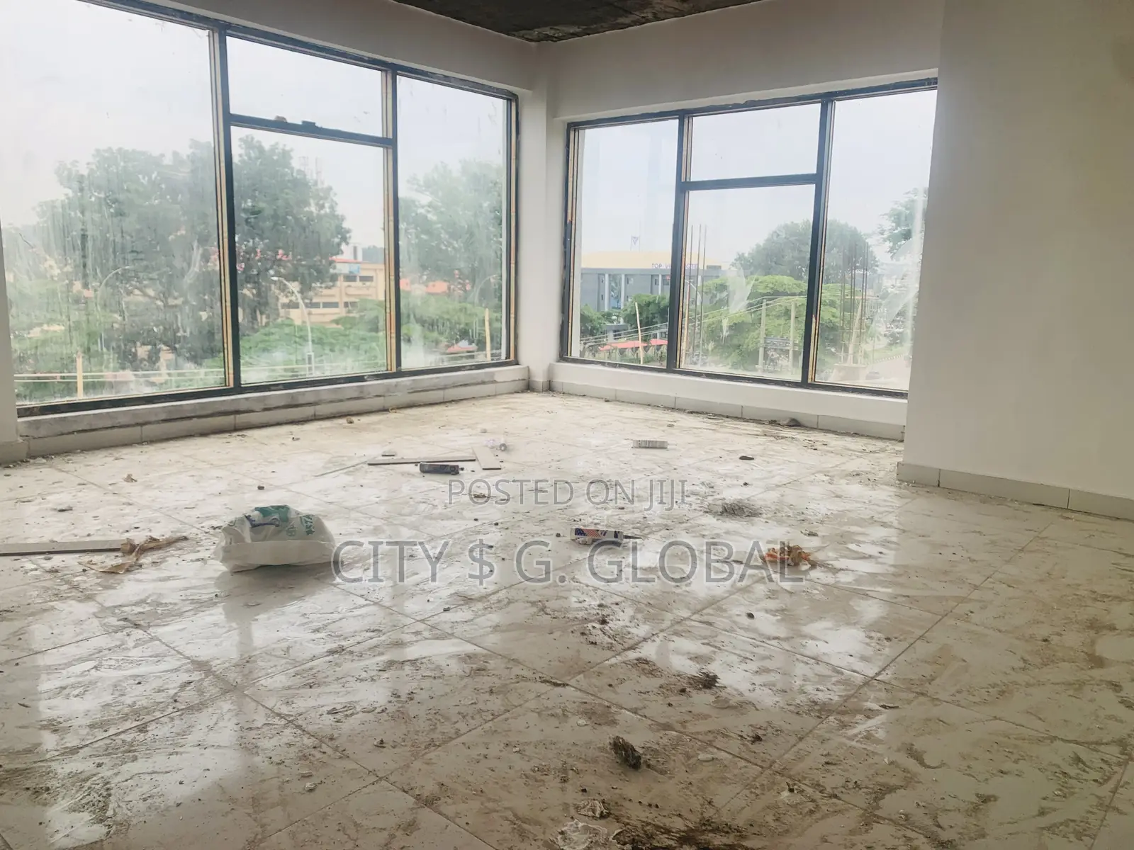 Shop Space in Wuse Zone for Rent in Zone 5 / Wuse
