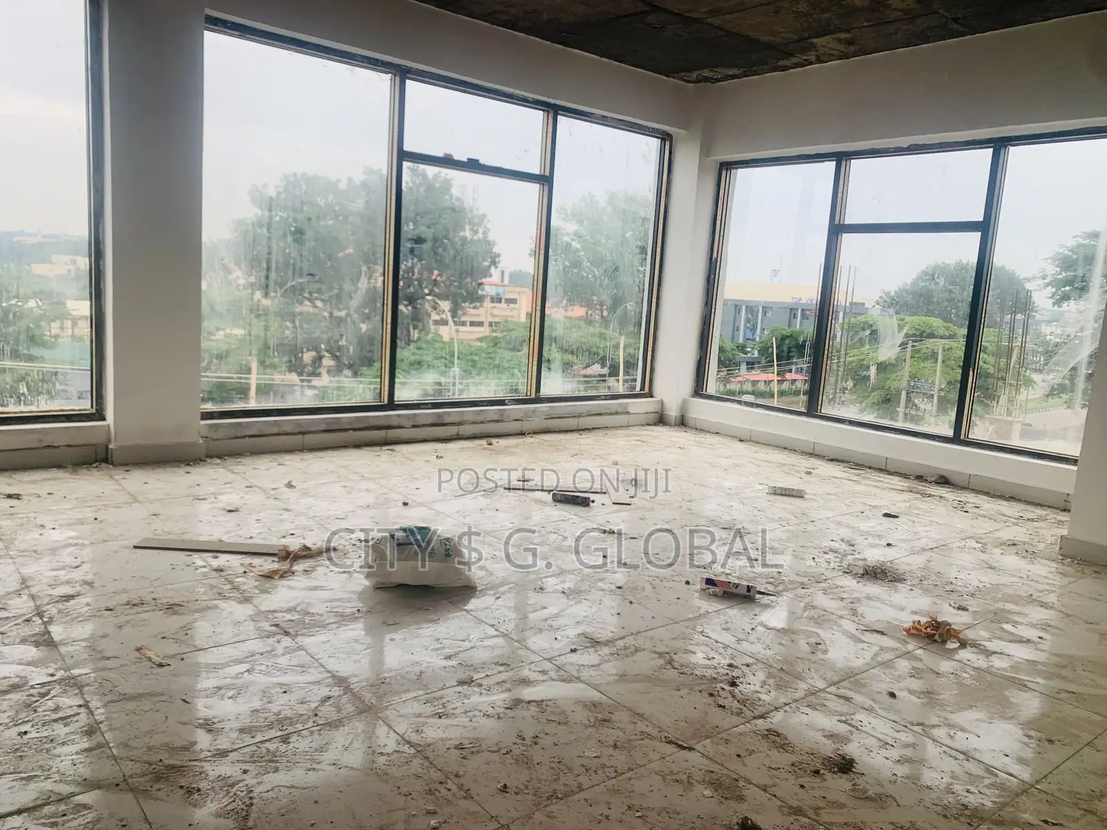 Shop Space in Wuse Zone for Rent in Zone 5 / Wuse
