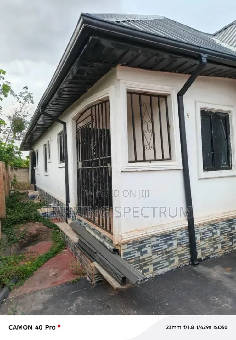 2bdrm Block of Flats in Benin City for sale in Benin City