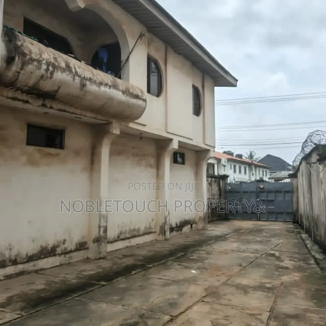 3bdrm Block of Flats in Abaranje Ikotun for sale in Abaranje