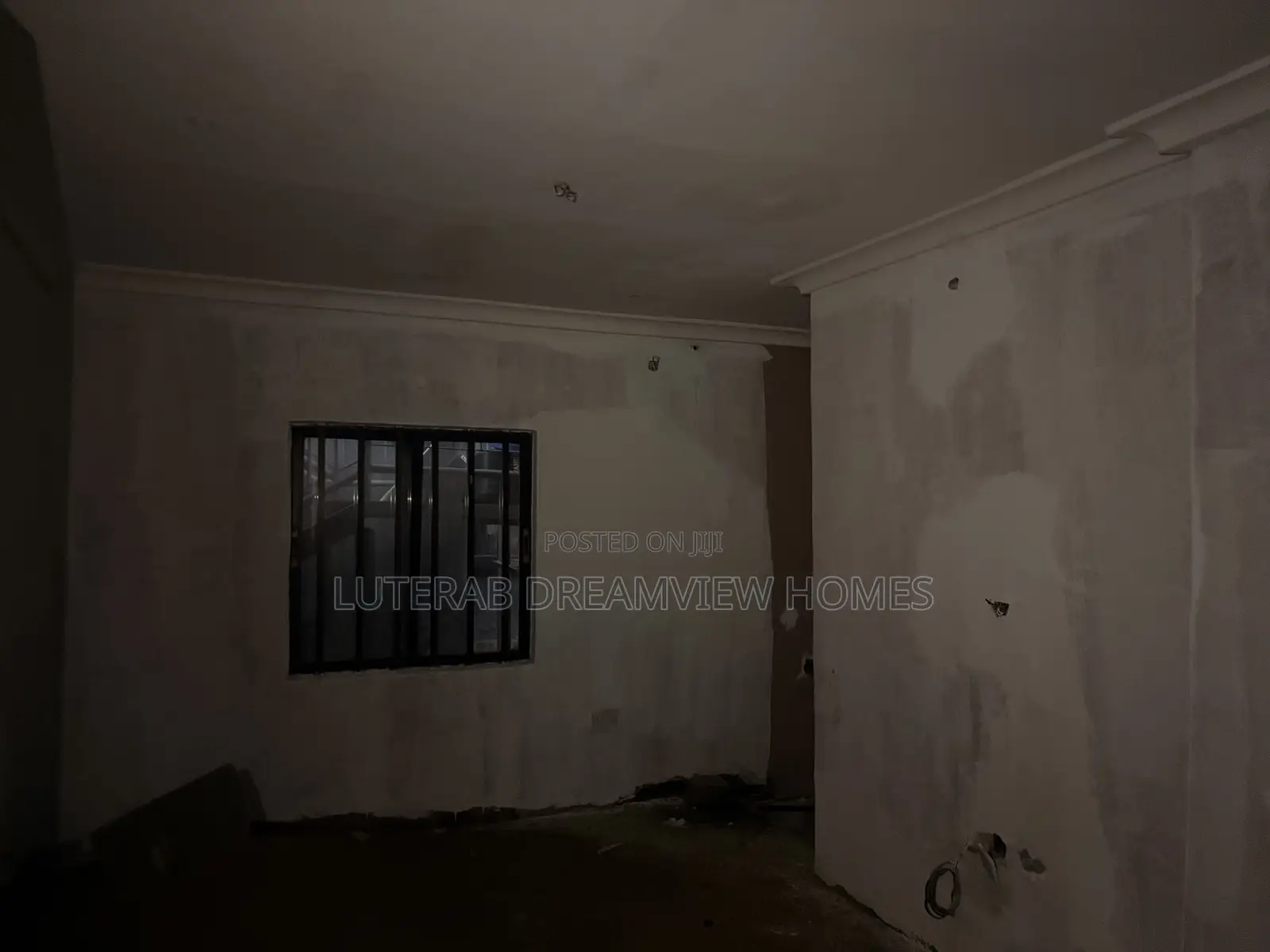 2bdrm Bungalow in Close To Hustle And, Wuse 2 for rent in Wuse 2