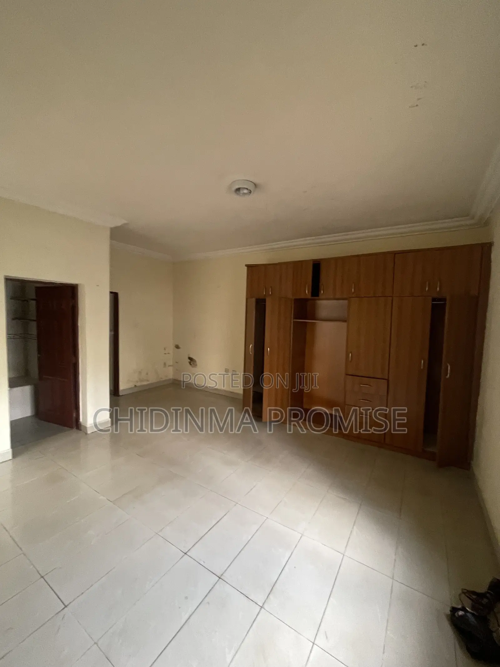 3bdrm Block of Flats in Wuye for rent in Wuye
