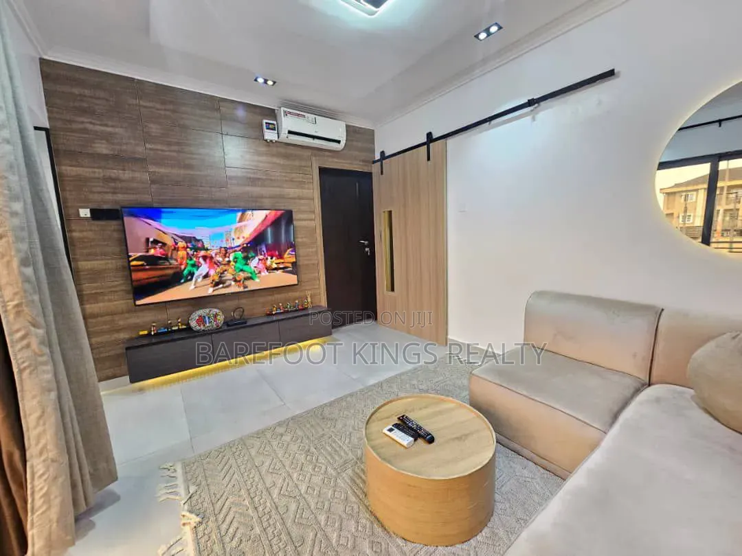 Premium 1bedroom Apartment in Lekki Phase 1