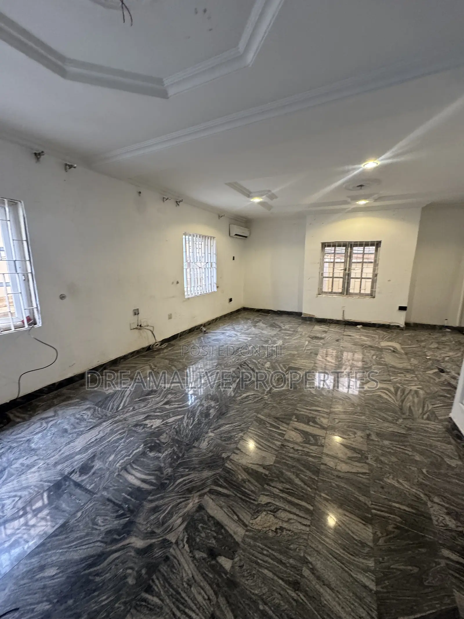 3bdrm Apartment in Wuse 2 for rent in Wuse 2