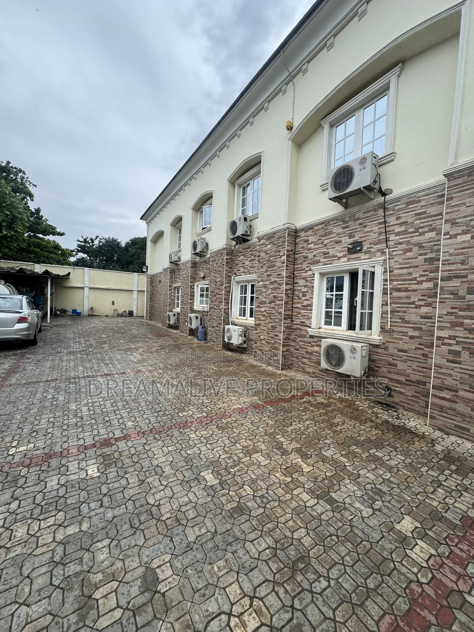 3bdrm Apartment in Wuse 2 for rent in Wuse 2