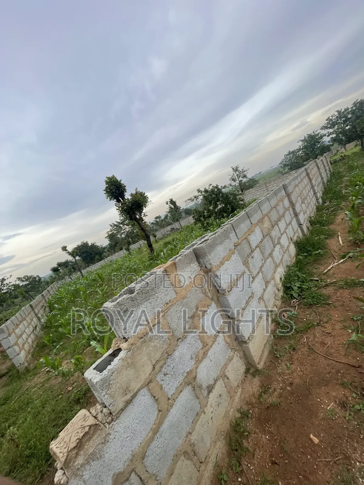 800 Square Meter Land for Sale in Abuja in Dei-Dei
