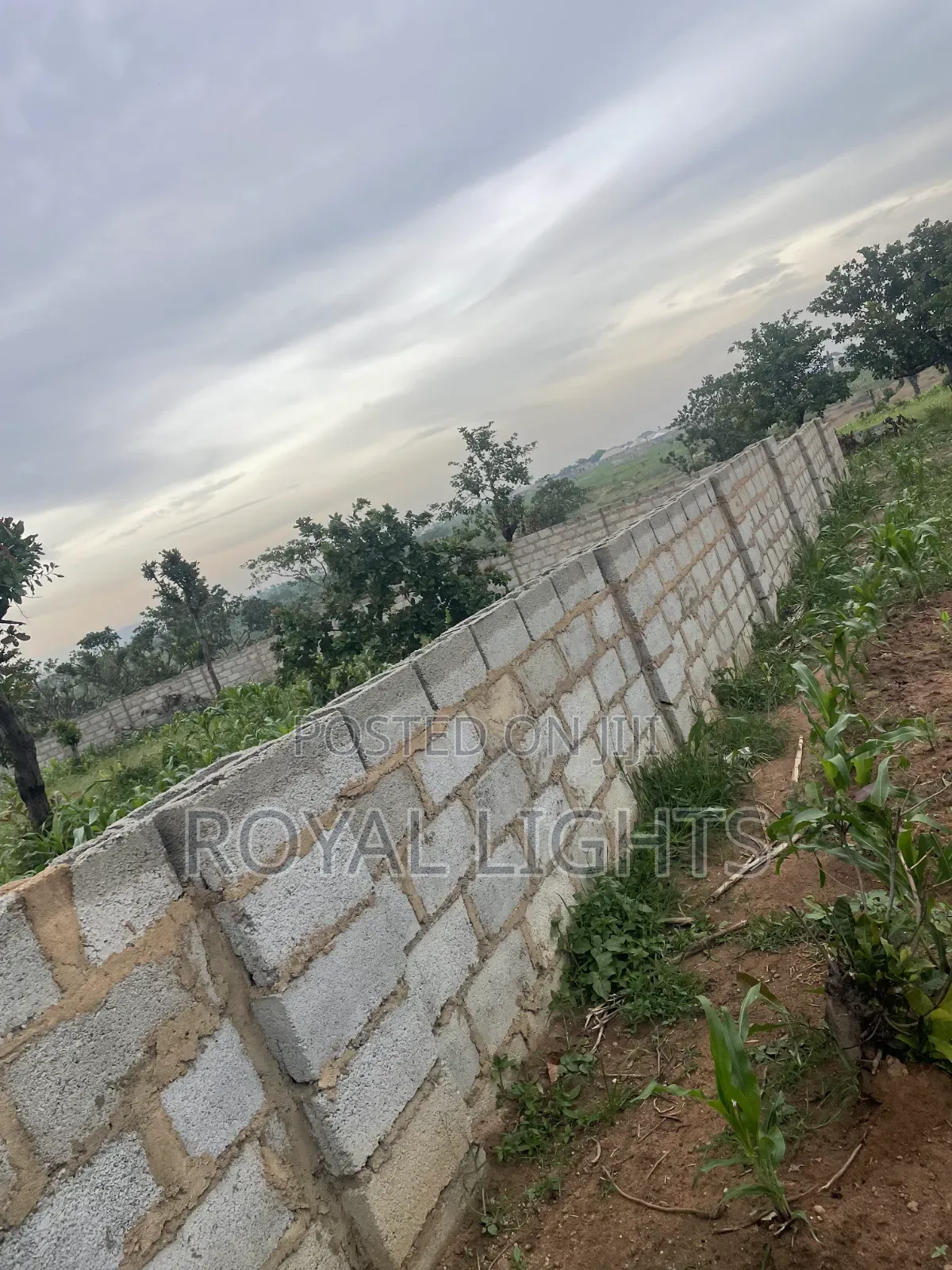 800 Square Meter Land for Sale in Abuja in Dei-Dei