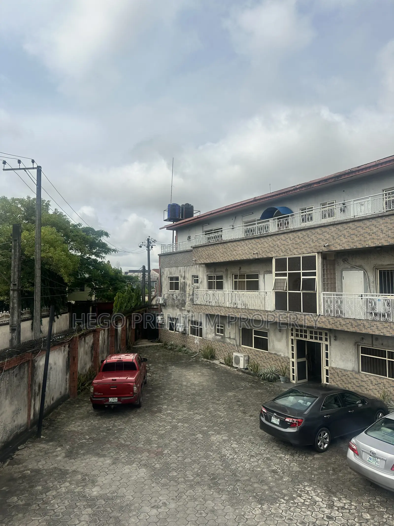 3bdrm Block of Flats in Tombia Exetention, GRA Phase 2 / Port-Harcourt in GRA Phase 2 / Port-Harcourt