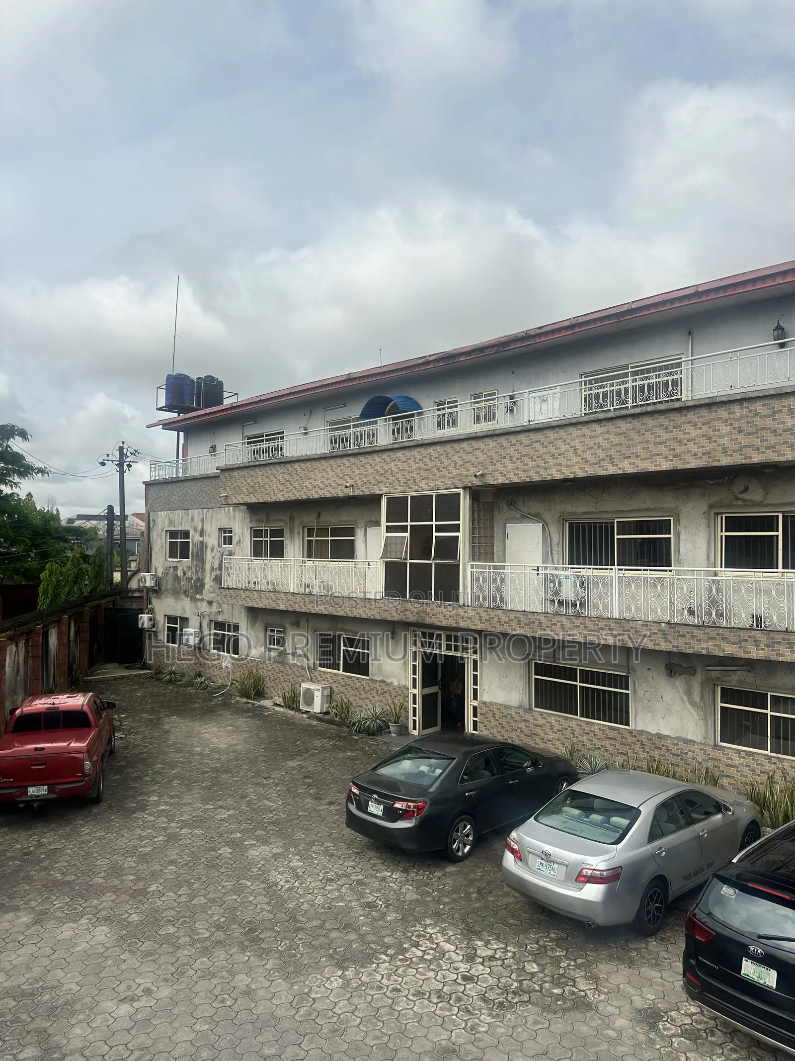 3bdrm Block of Flats in Tombia Exetention, GRA Phase 2 / Port-Harcourt in GRA Phase 2 / Port-Harcourt