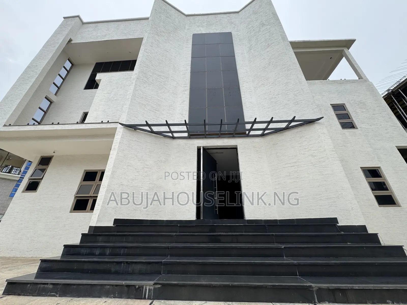 7bdrm Duplex in Maitama Main Abuja for sale in Maitama