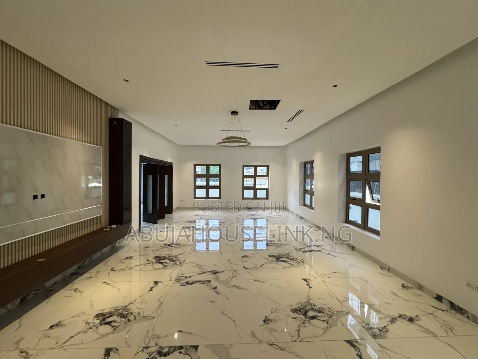 7bdrm Duplex in Maitama Main Abuja for sale in Maitama