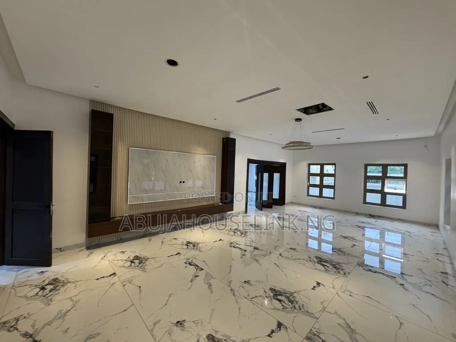 7bdrm Duplex in Maitama Main Abuja for sale in Maitama