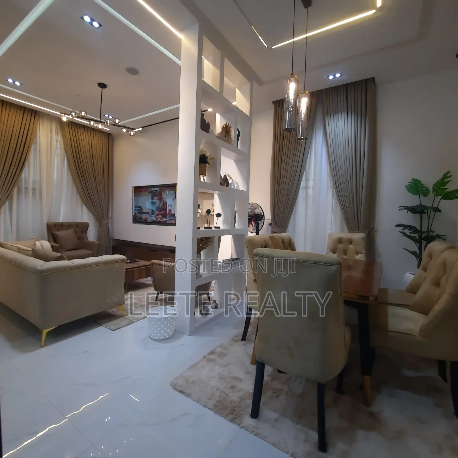 Furnished 4bdrm Townhouse/Terrace in Apo Resettlement for sale in Apo Resettlement