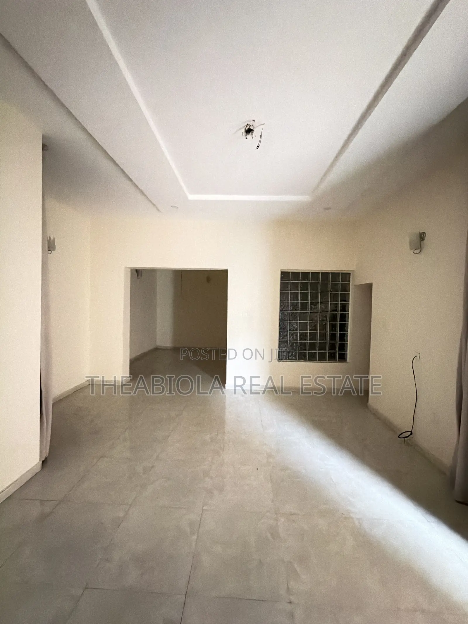 5bdrm Duplex in Guzape Main, Abuja for rent in Guzape District
