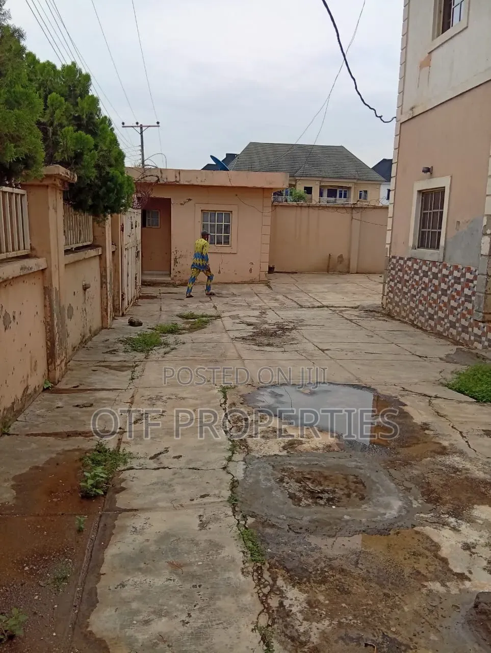 2bdrm Block of Flats in Fo1, Kubwa for sale in Kubwa