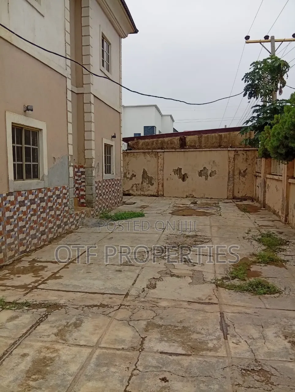 2bdrm Block of Flats in Fo1, Kubwa for sale in Kubwa