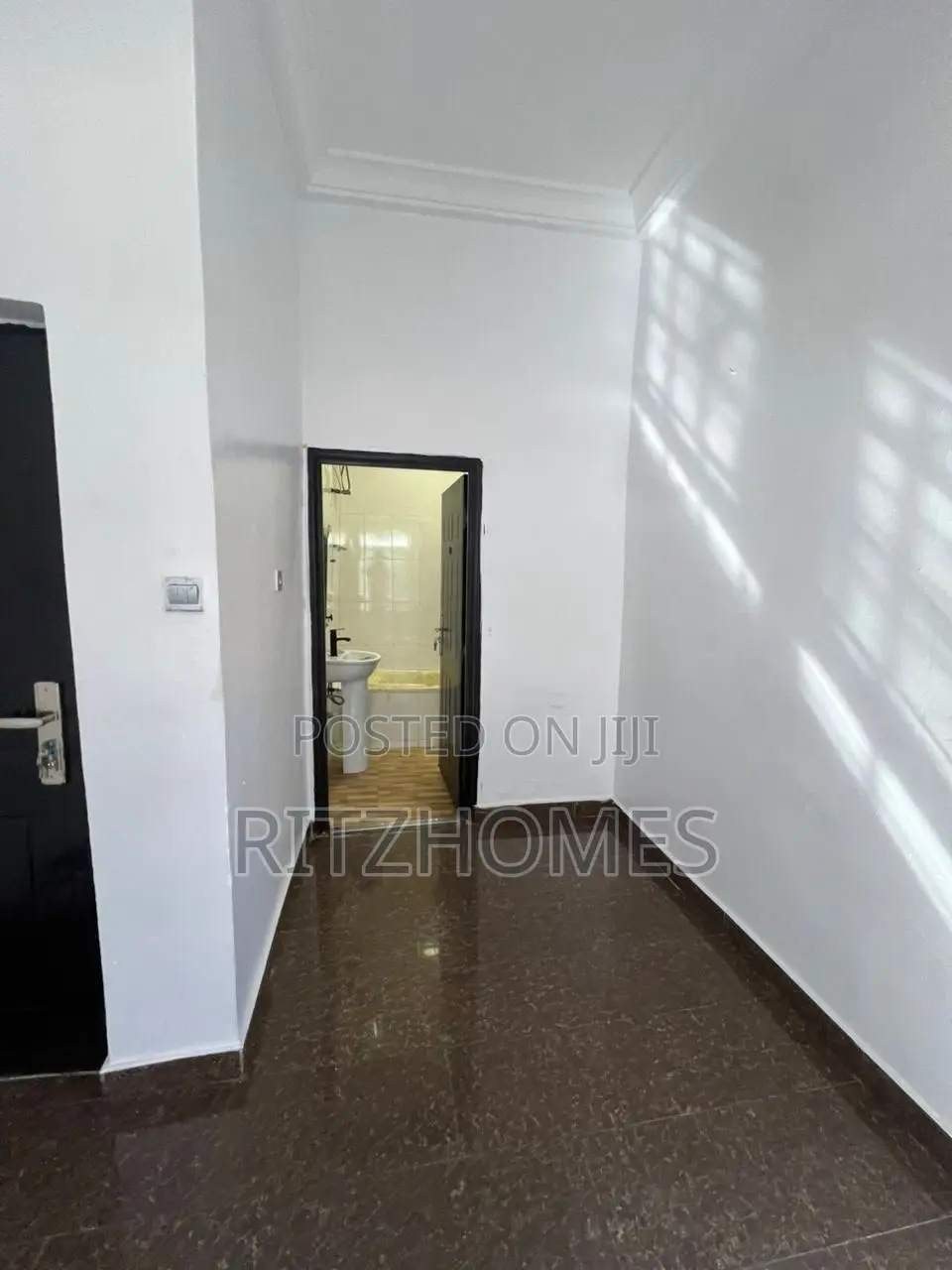 1bdrm Apartment in Agungi for rent in Agungi