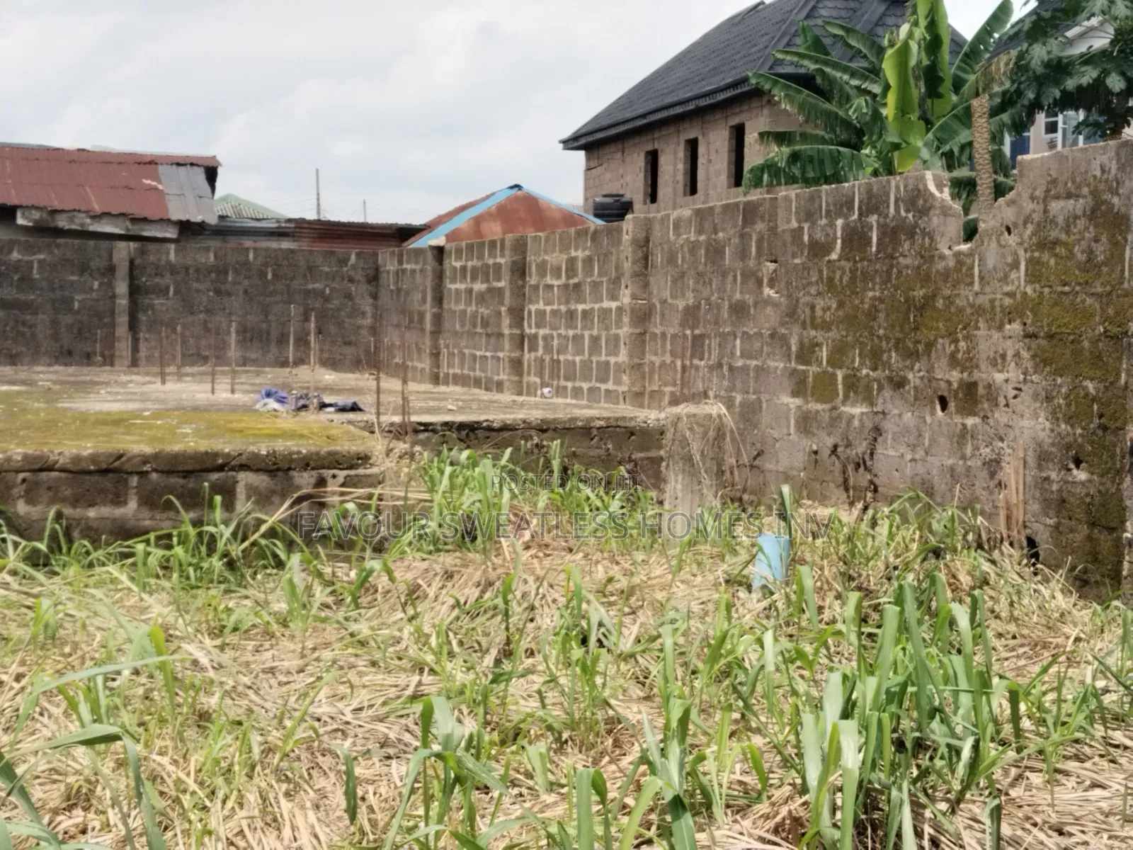 Half Plot of Land at Magboro via Ojodu Berger in Obafemi-Owode