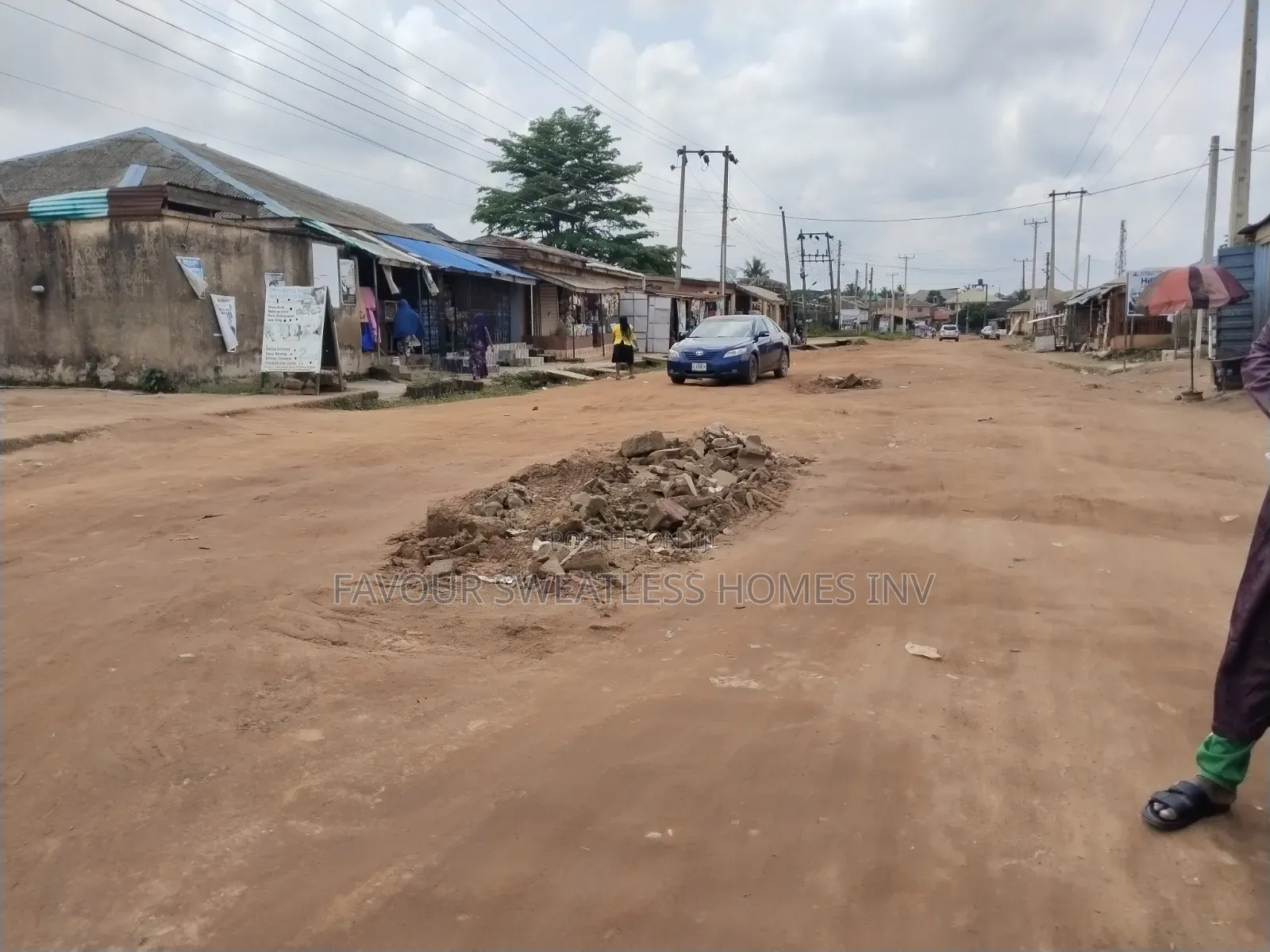 Half Plot of Land at Magboro via Ojodu Berger in Obafemi-Owode