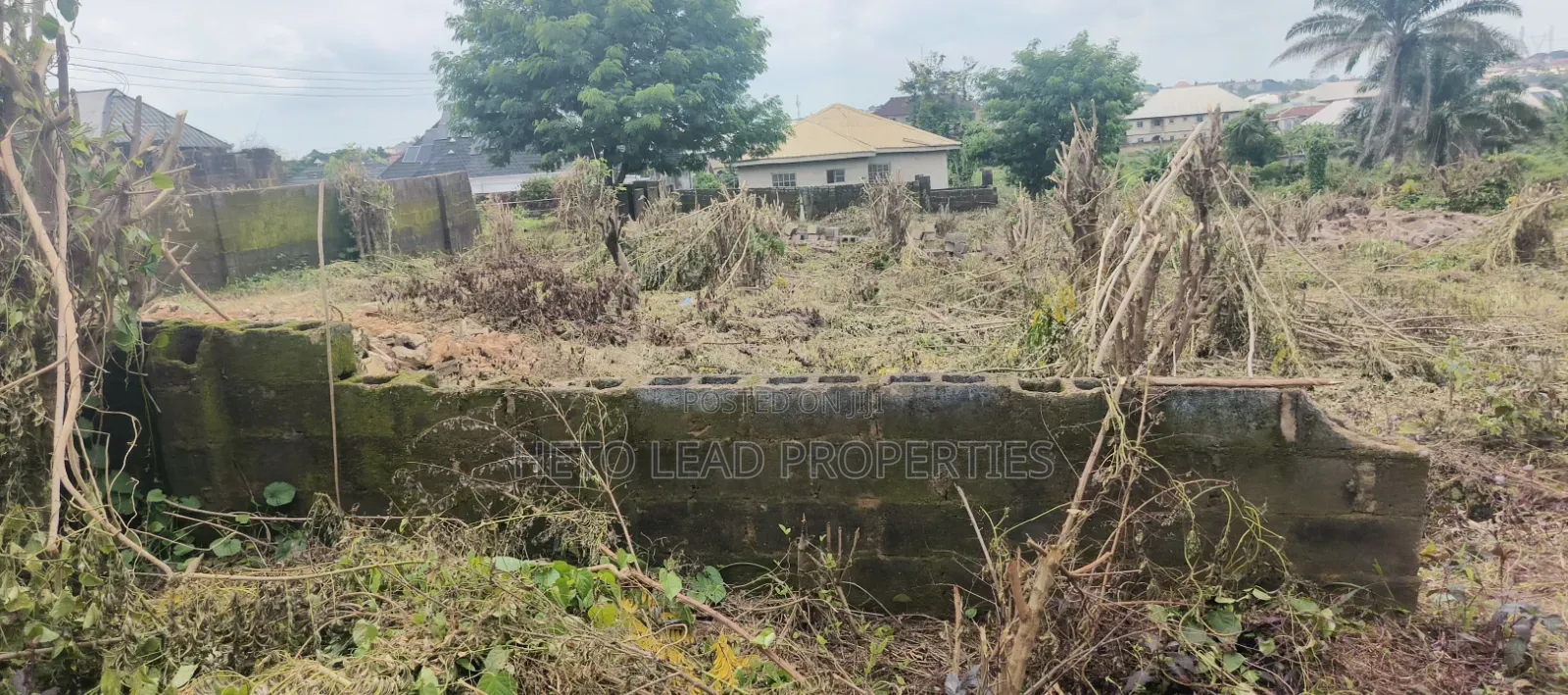 A Plot of Land at Niorth Extension With C of O in Ido