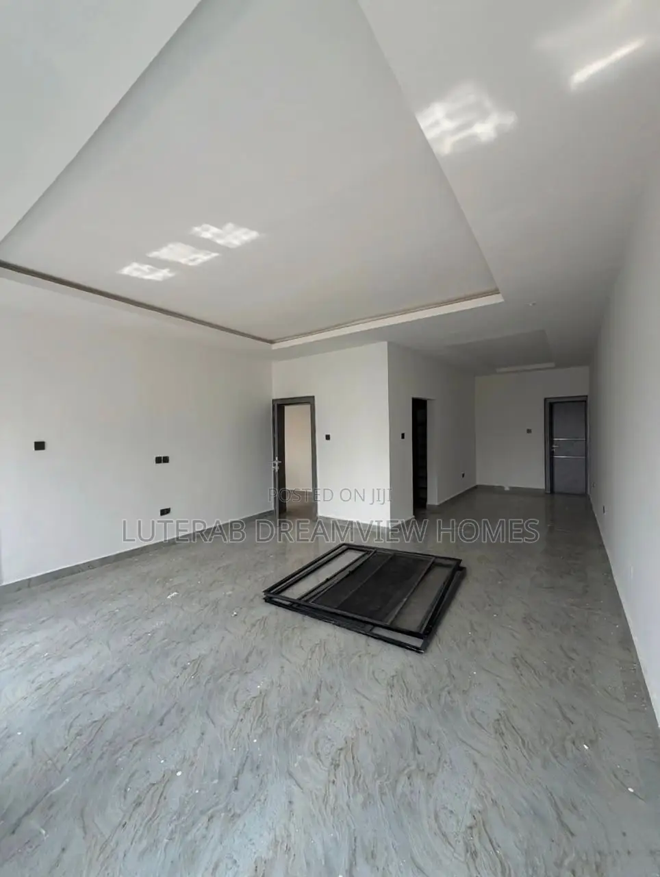4bdrm Townhouse/Terrace in Lifecamp for sale in Life Camp