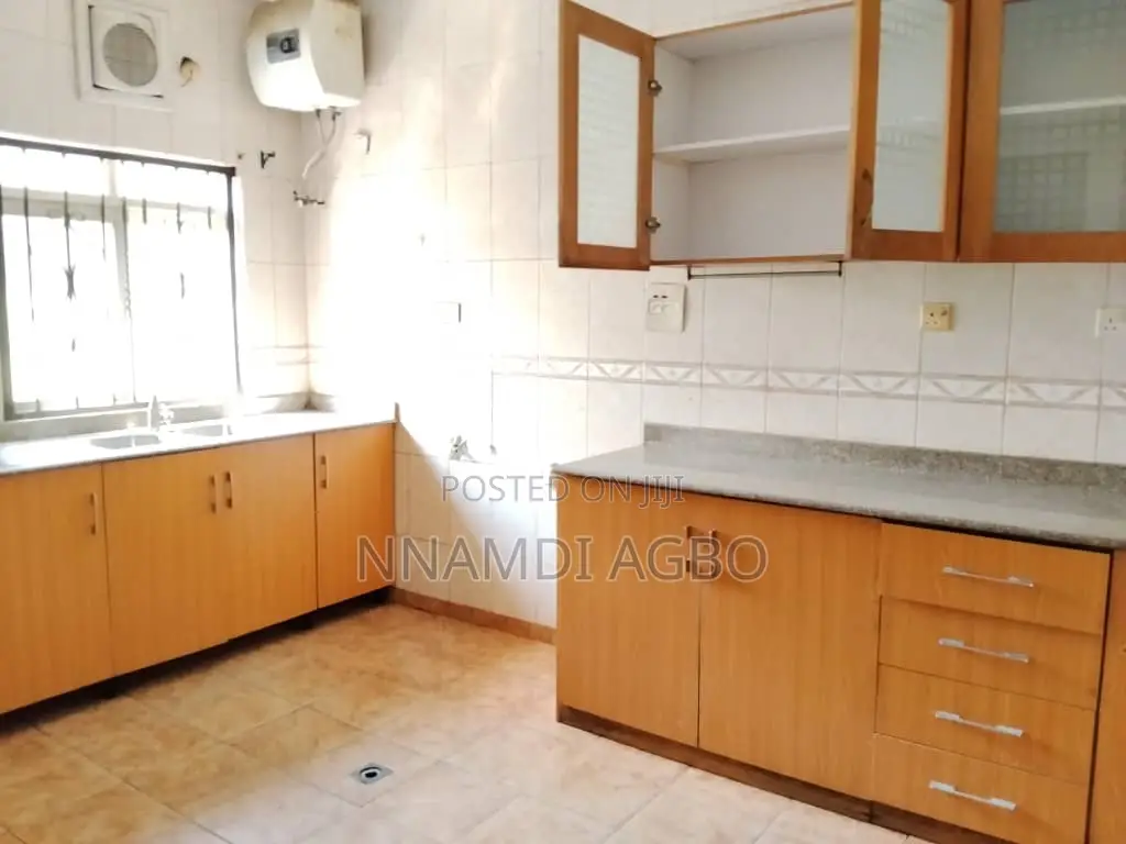 4bdrm Duplex in Nicon Town for rent in Nicon Town