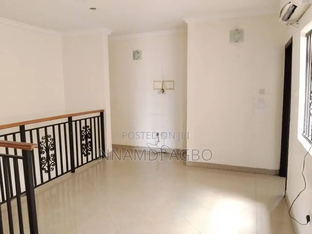 4bdrm Duplex in Nicon Town for rent in Nicon Town