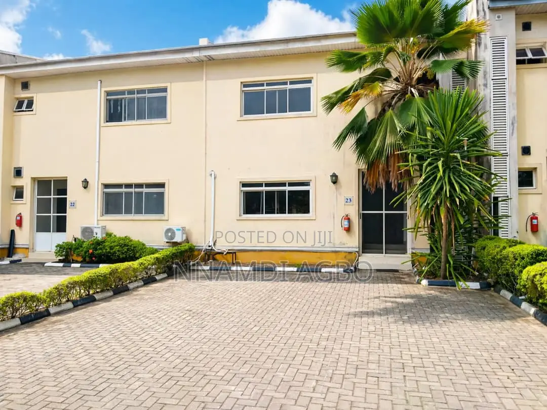 4bdrm Duplex in Nicon Town for rent in Nicon Town