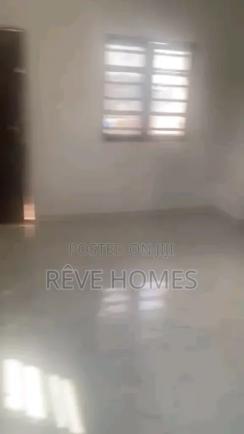 Furnished Mini Flat in Iwaya for rent in Iwaya