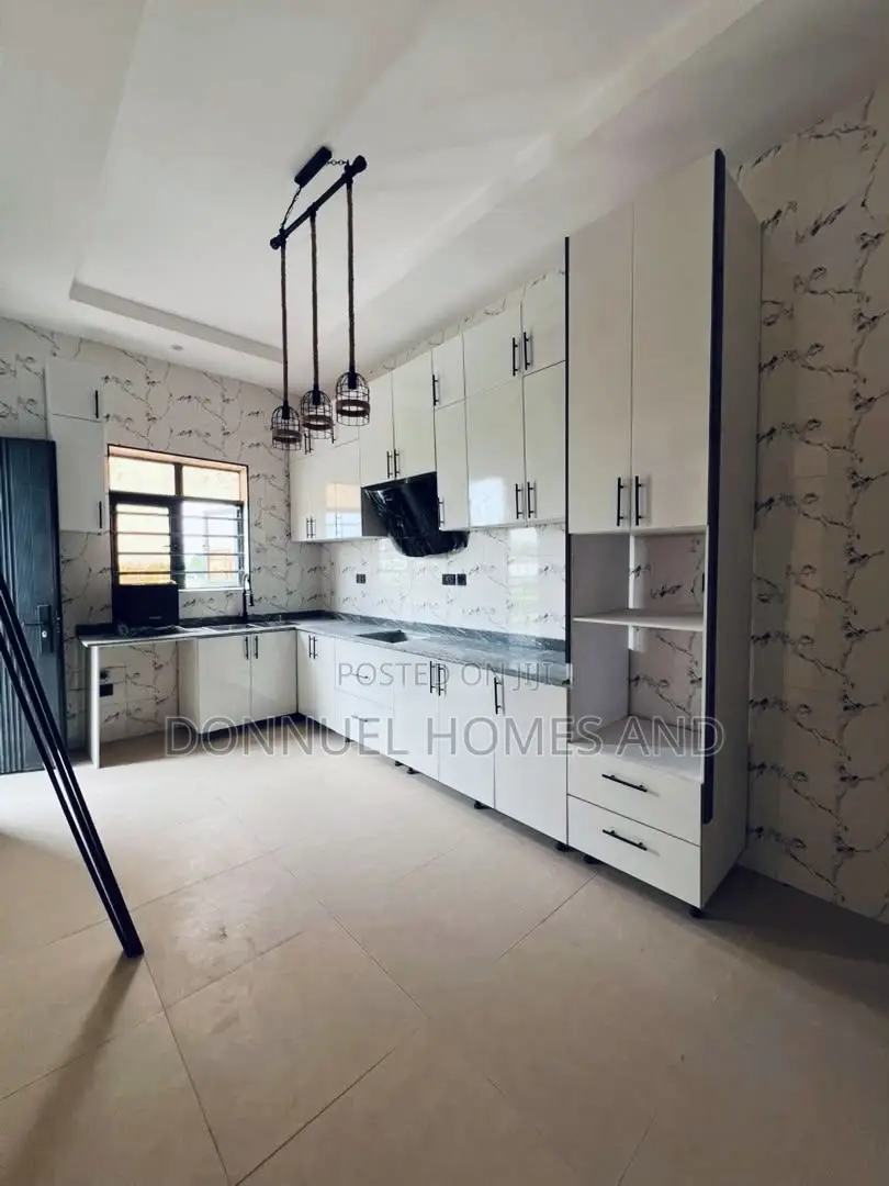 2bdrm Block of Flats in Abraham Adesanya for rent in Abraham Adesanya