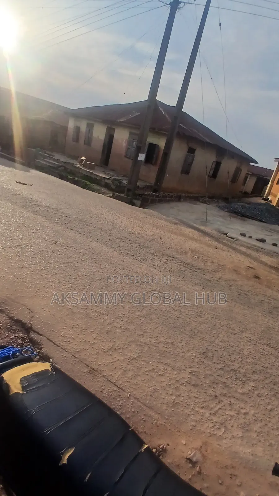 8bdrm Bungalow in Ui Area, Agbowo Main, Ibadan for sale in Ibadan