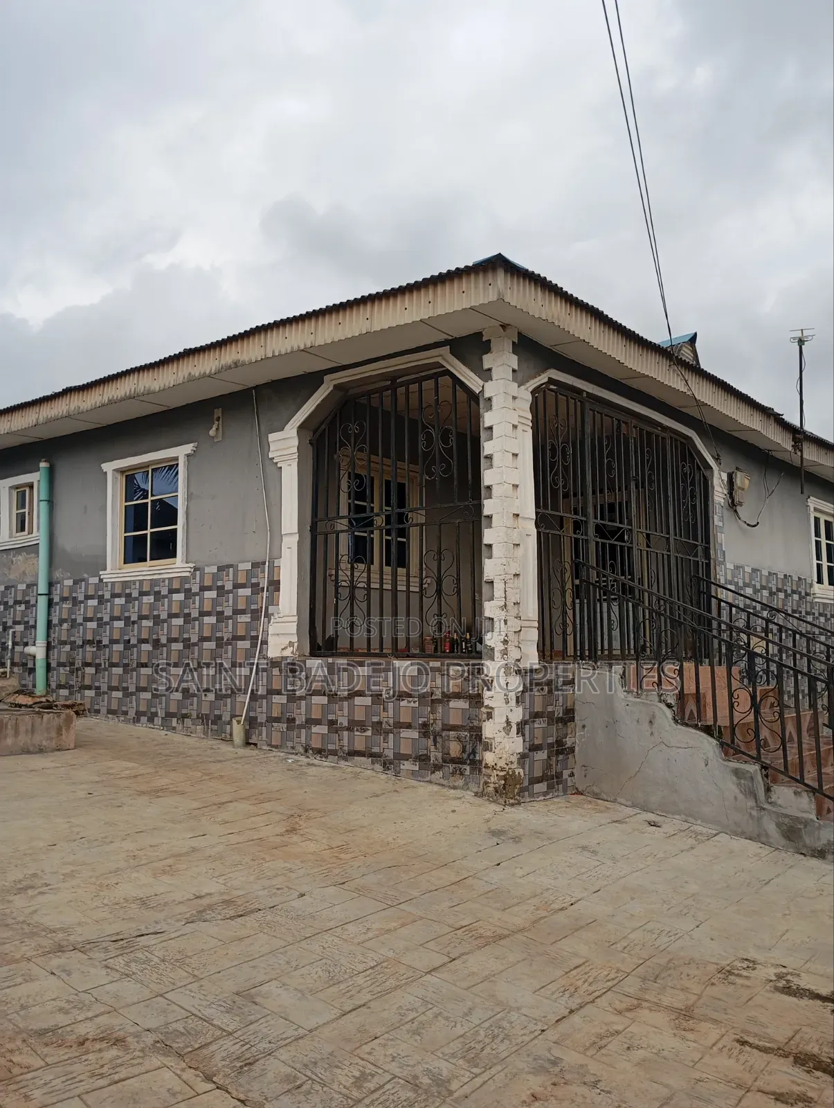 2bdrm Bungalow in Yabatech Estate, Gberigbe for rent in Gberigbe