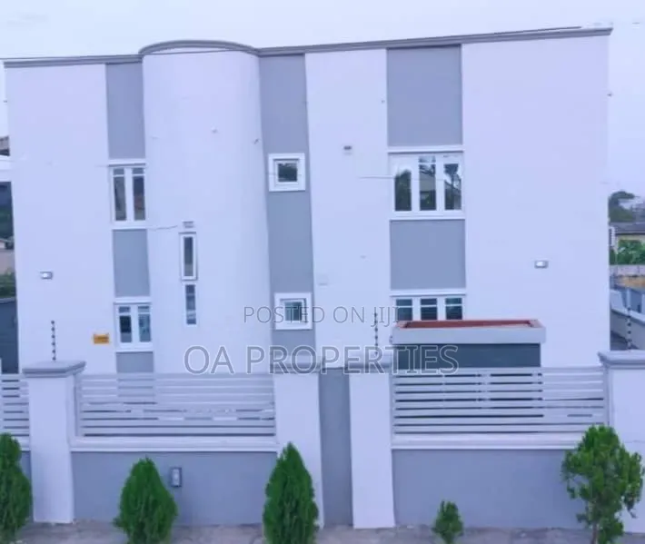 Hotel 4sale- Fully Furnished 4units of 3bdrm Flats for Sale in Ibadan in Ibadan