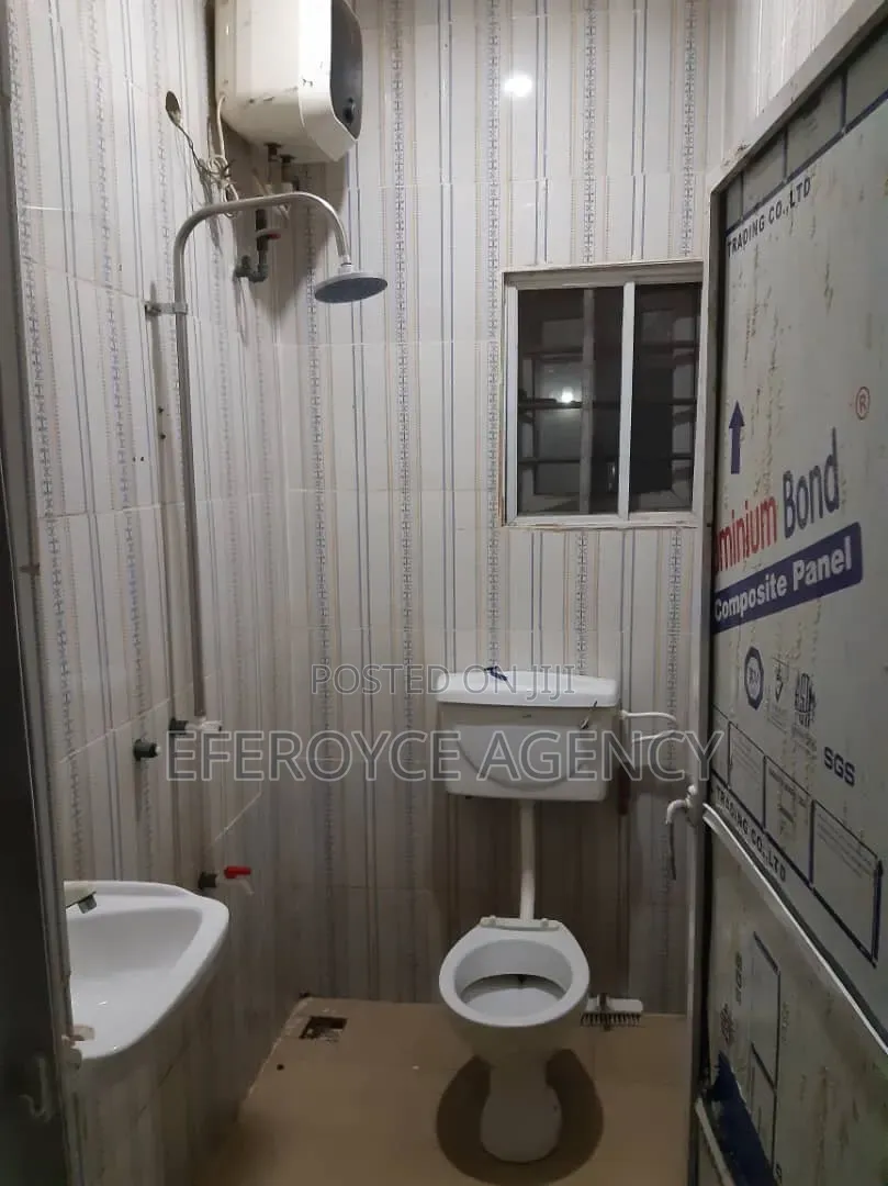 1bdrm Room & Parlour in Agbor Road Bypass, Benin City for rent in Benin City