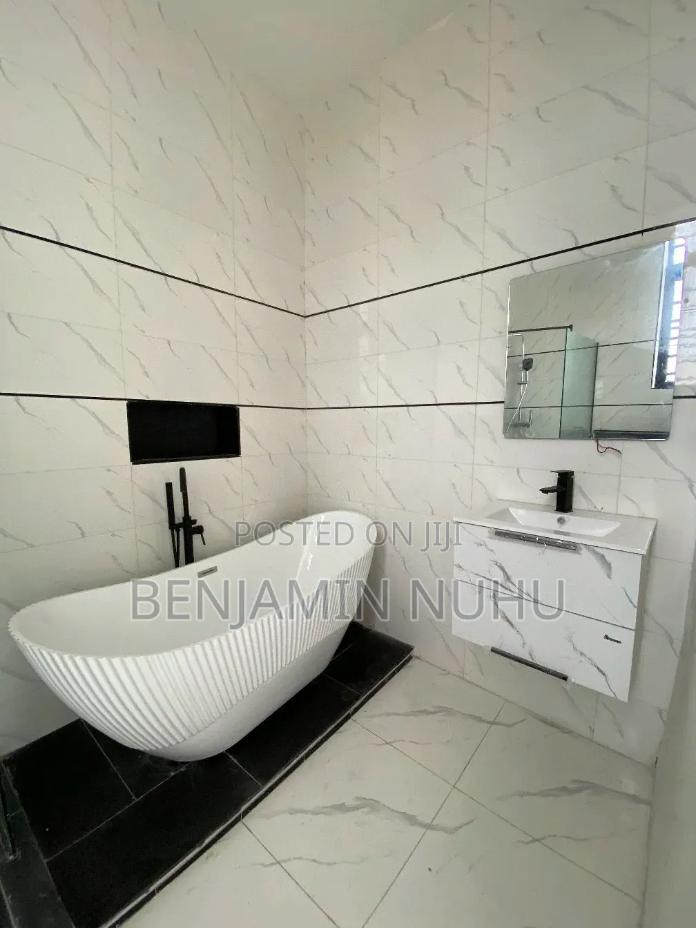 5bdrm Duplex in Sunshine Estate, Off Lekki-Epe Expressway for sale in Off Lekki-Epe Expressway