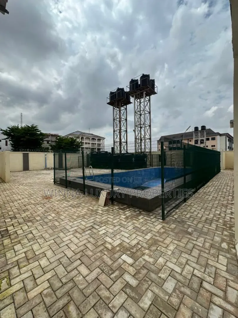 6bdrm Townhouse/Terrace in Mabushi for sale in Mabushi