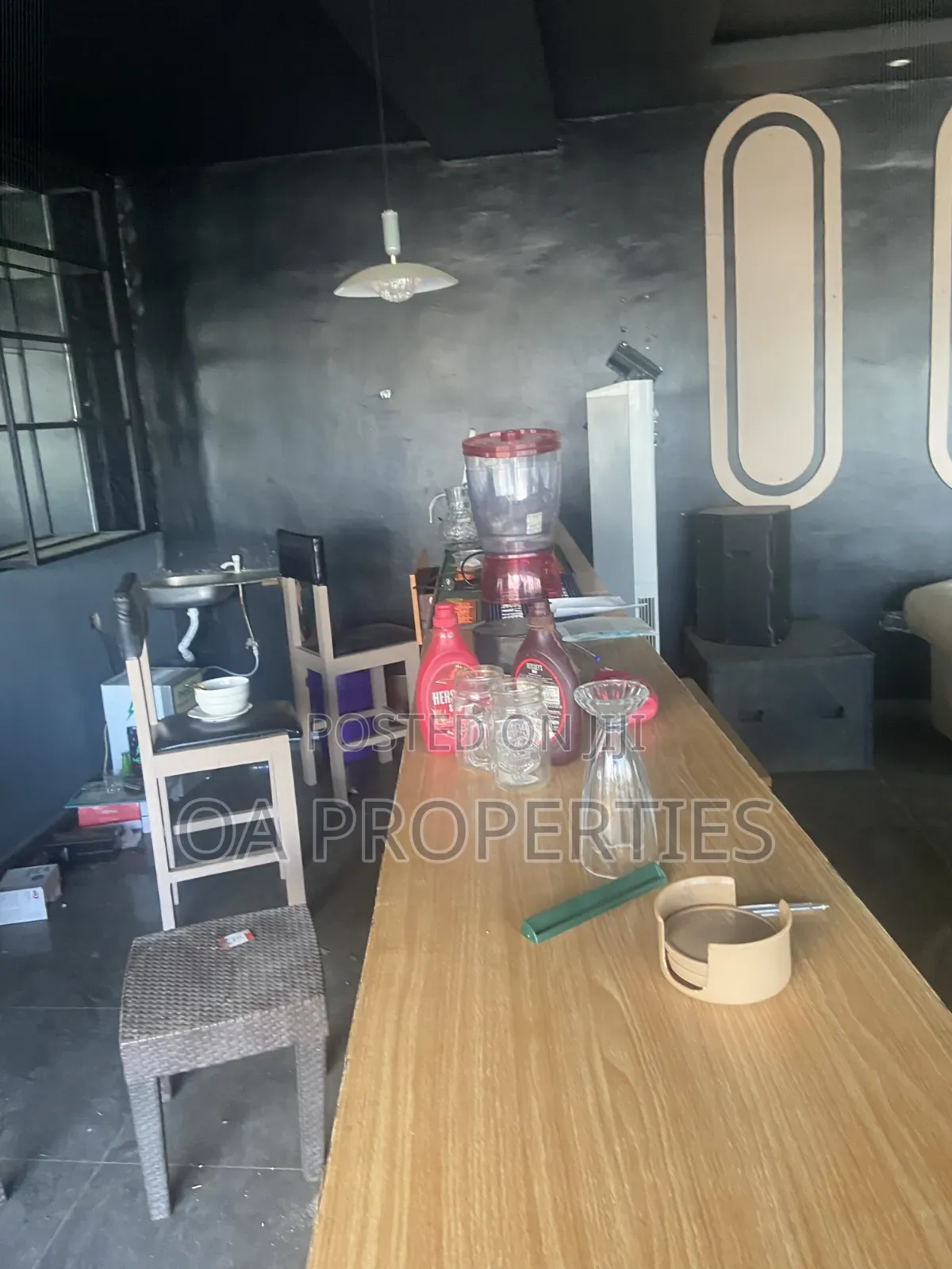 To Lease--
 a Lounge Space at Samonda, Along Ui-Sango Road. in Ibadan
