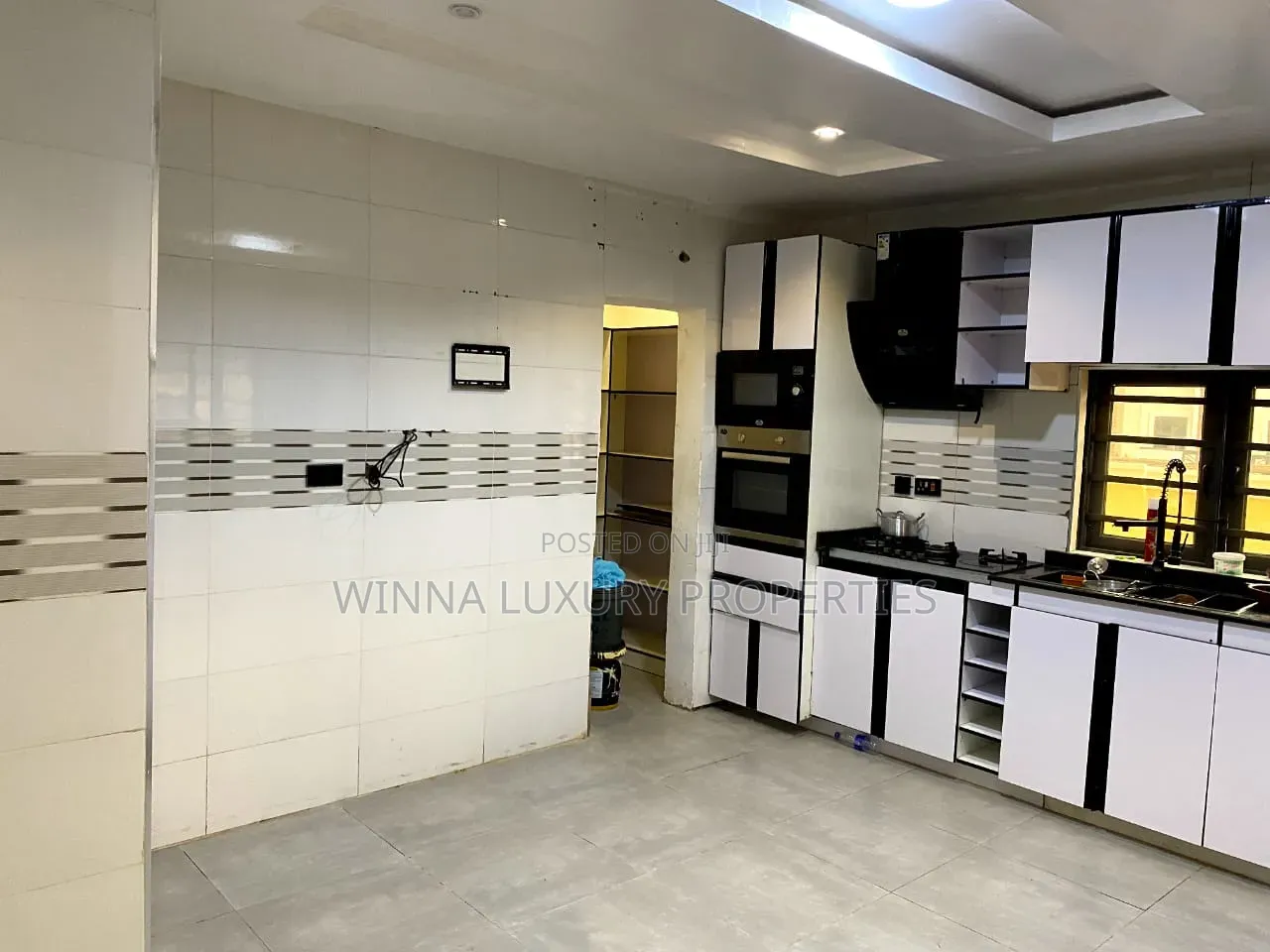 4bdrm Penthouse in New Planet Homes, Lugbe District for sale in Lugbe District