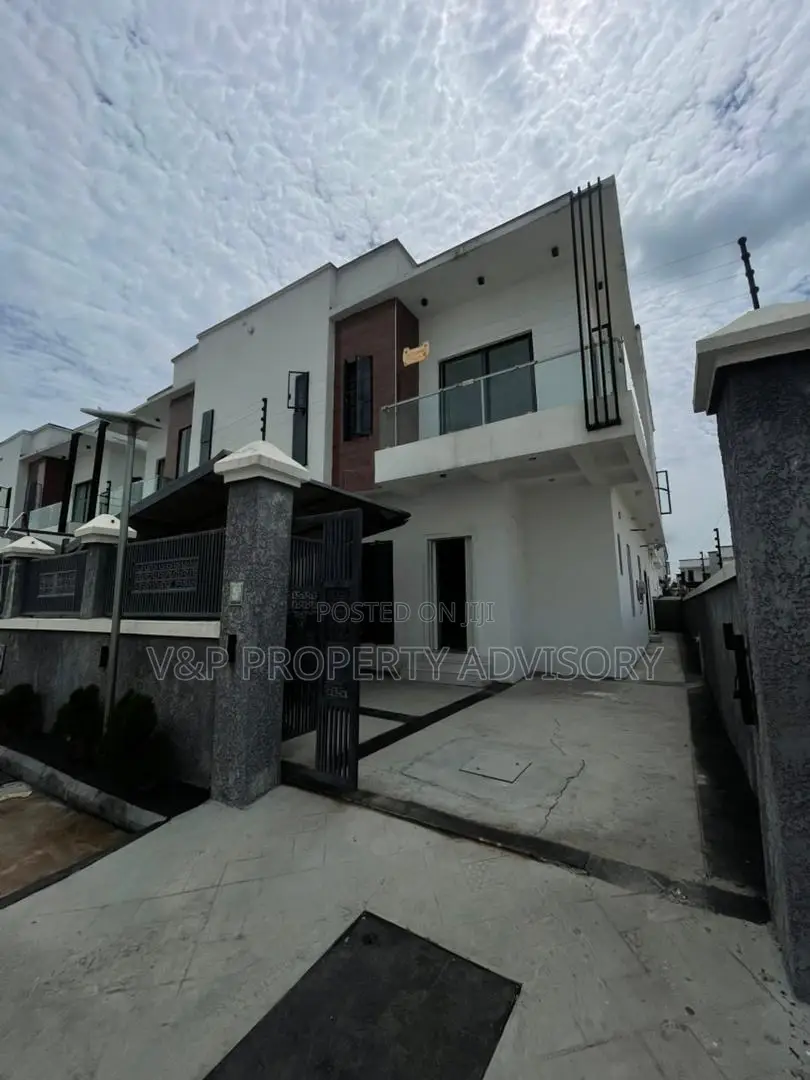 4bdrm Duplex in Orchid, Lekki for sale in Lekki