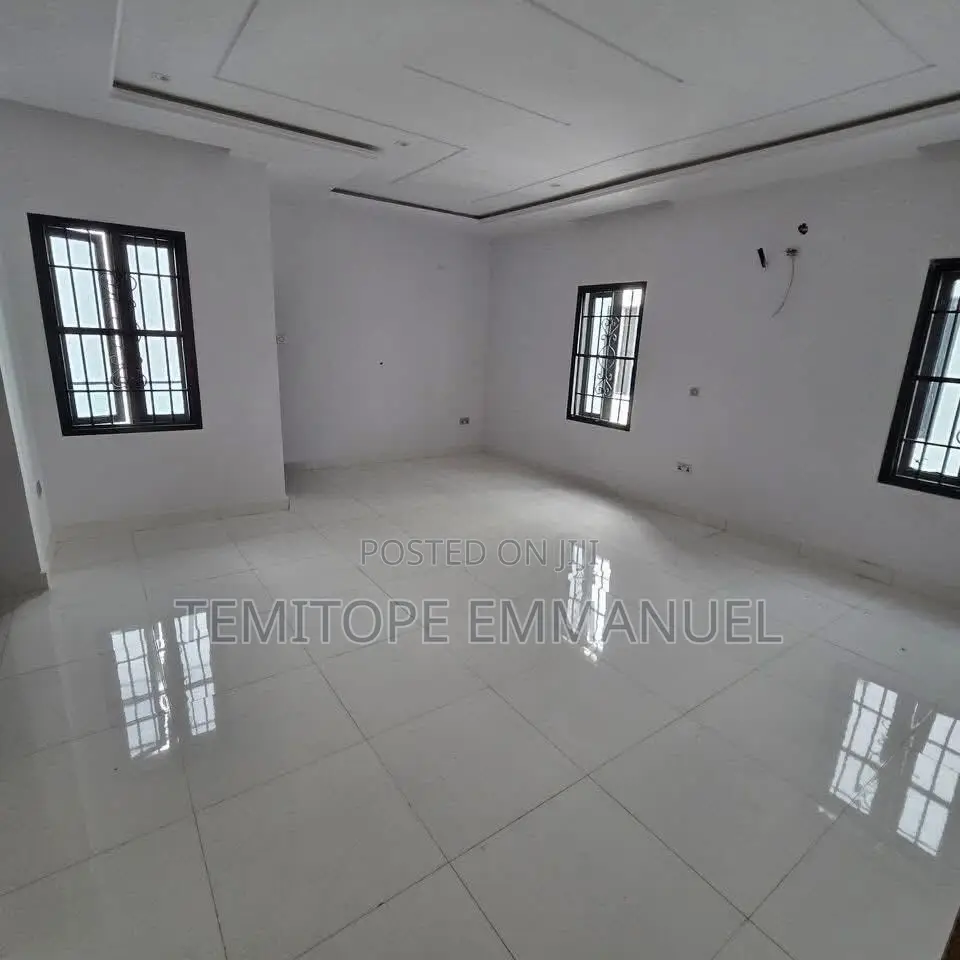 Furnished 4bdrm Duplex in Adeniyi Jones for sale in Adeniyi Jones