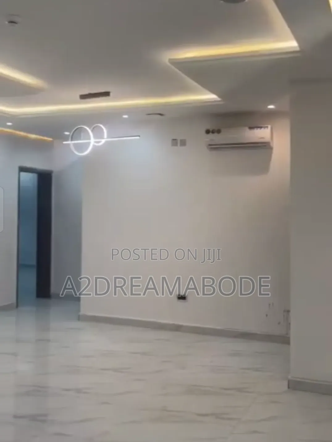 3bdrm Apartment in Ikeja Gra for rent in Ikeja GRA